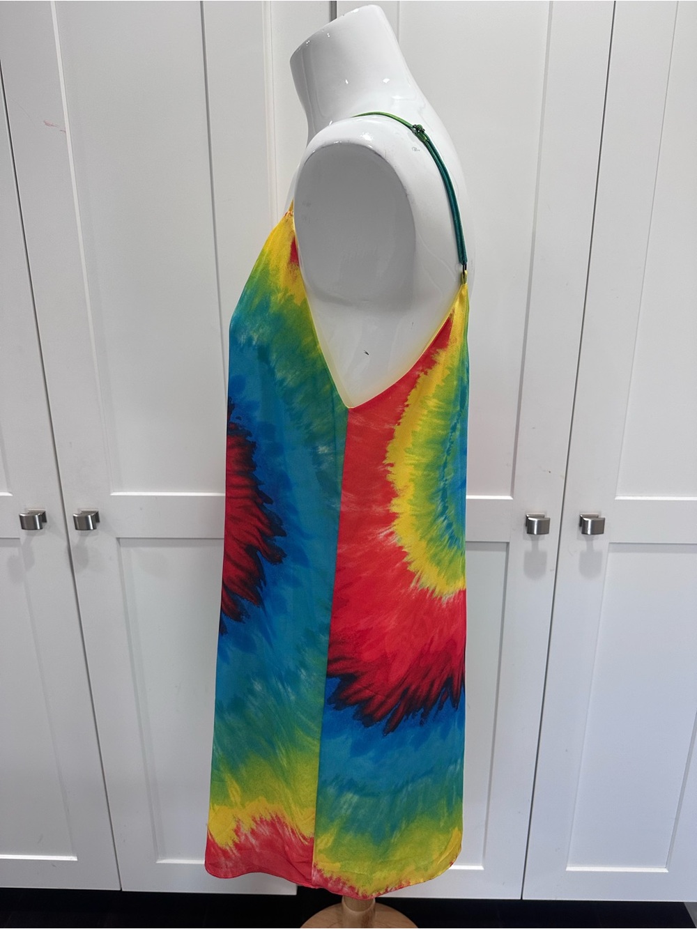 Alice + Olivia Tie-Dye Spiral Slip Dress in Rainbow Colors Large - Picture 9 of 14